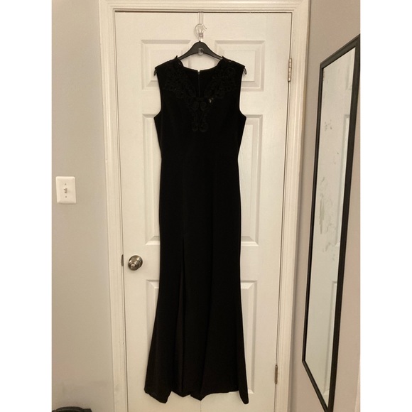 Formal Dress - Picture 2 of 6
